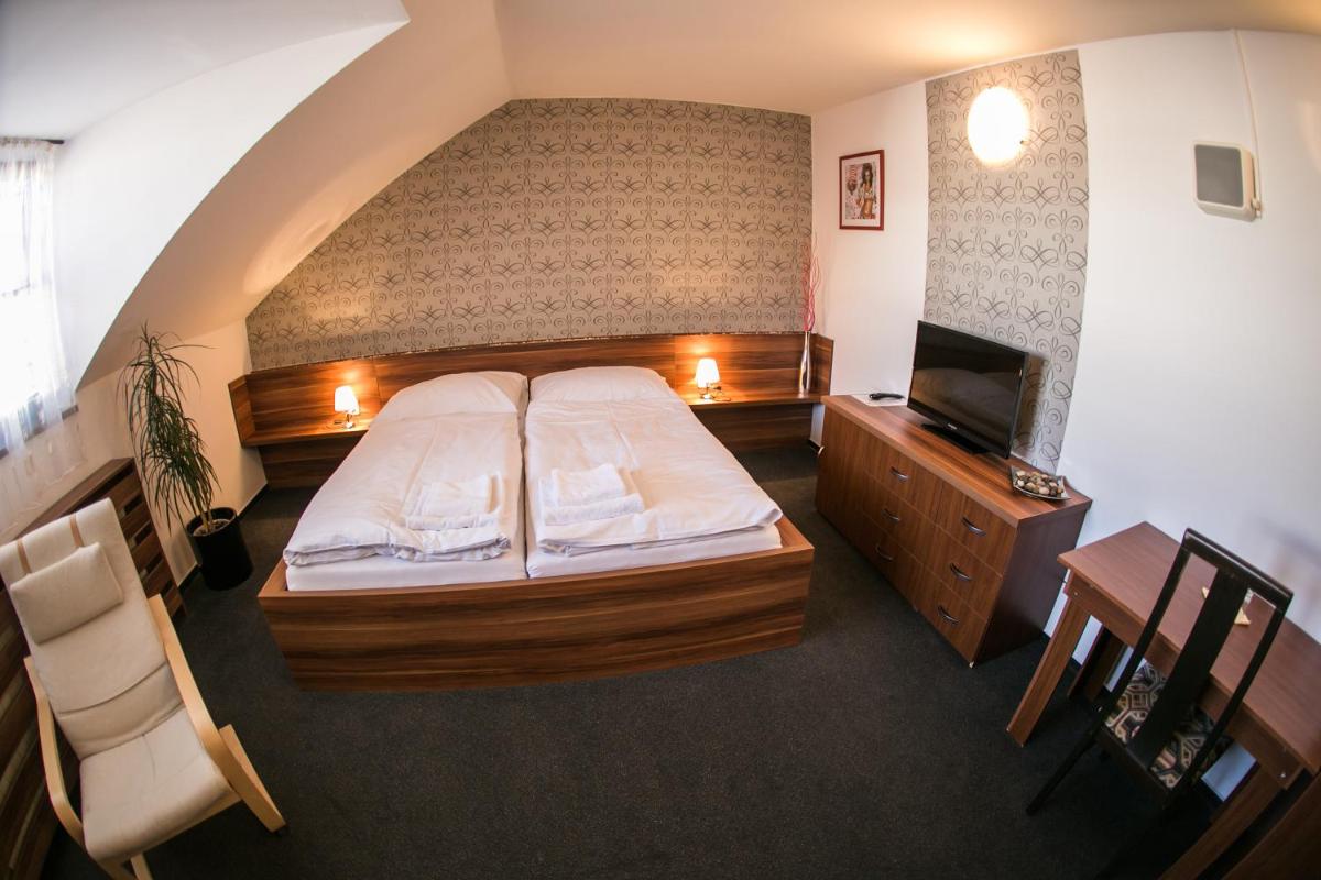 Image 2 of Hotel ROSE Břeclav